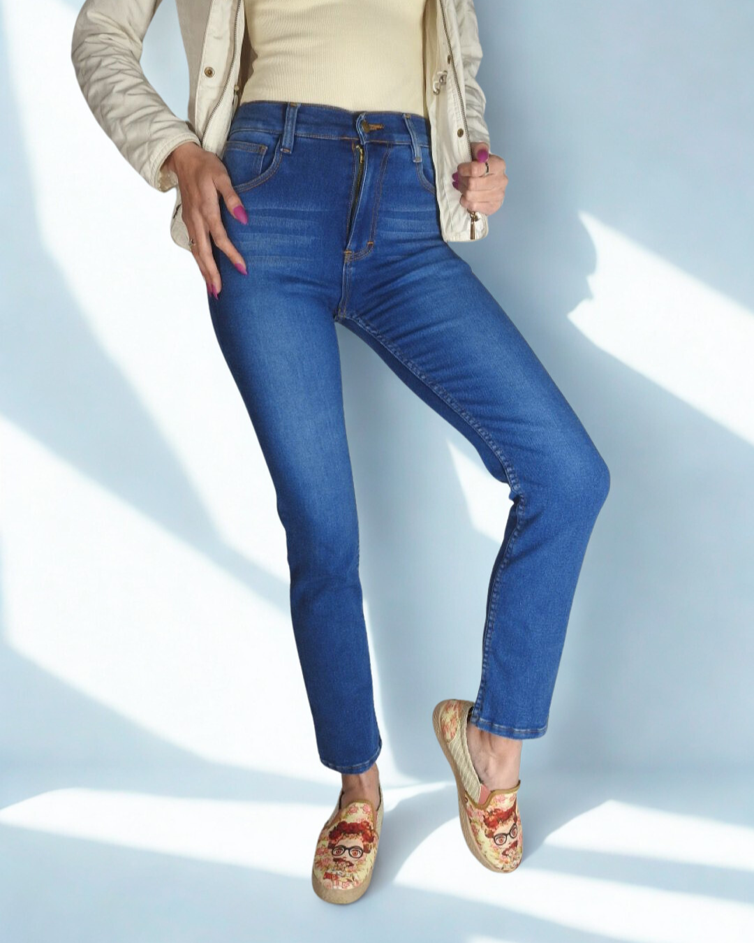 Mujer corte Elegancia Clasica color Claro